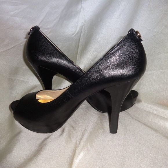 NWOB MICHAEL KORS PEEPTOE SHOES Size 9.5M - Picture 5 of 8